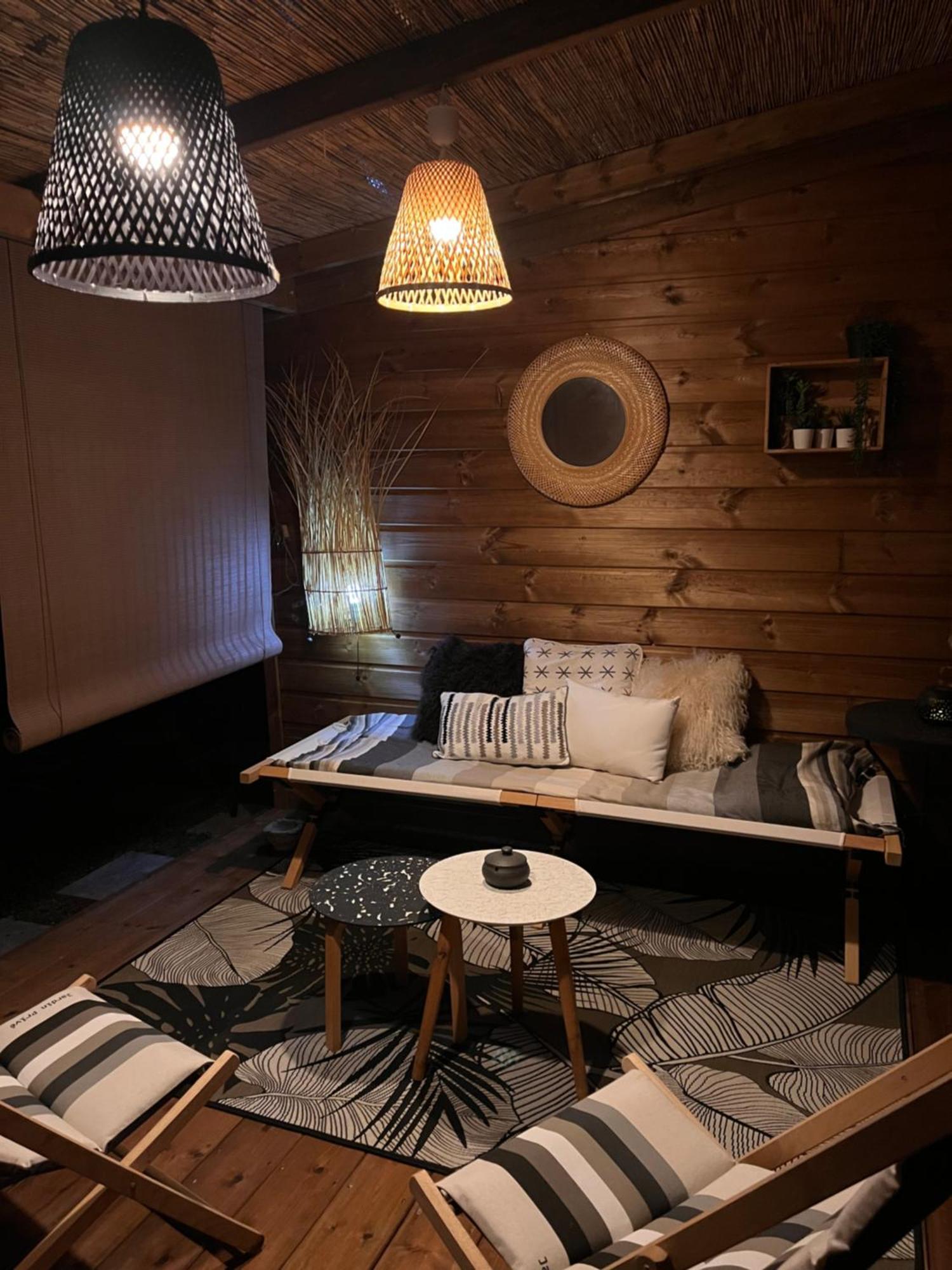 Les Suites d'Aliénor, Suite Mezzanine Pessac Exterior foto